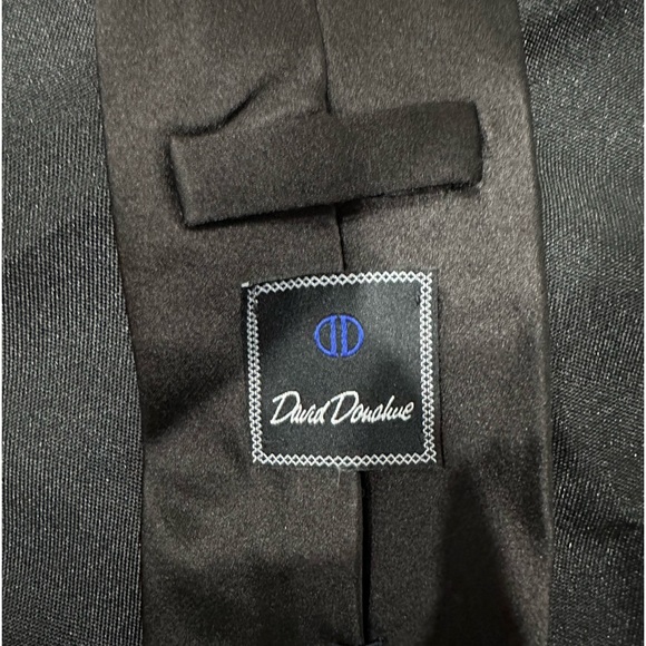 Hugo Boss Tuxedo kit - Picture 2 of 15